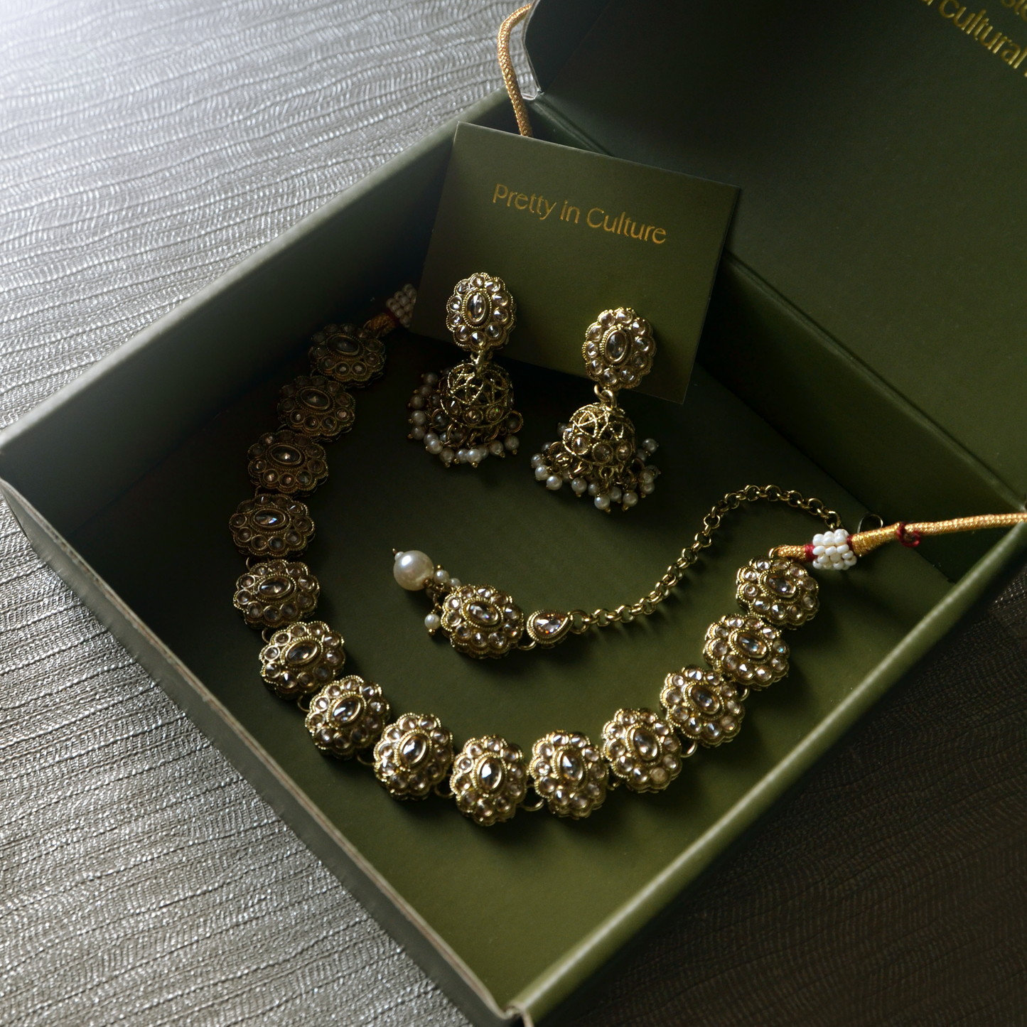 Sana Necklace Set